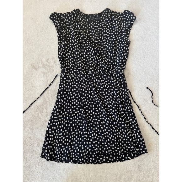 Reformation Dresses & Skirts - Reformation Ellwod Wrap Dress‎ Floral Print Mini Casual Summer Black Size S